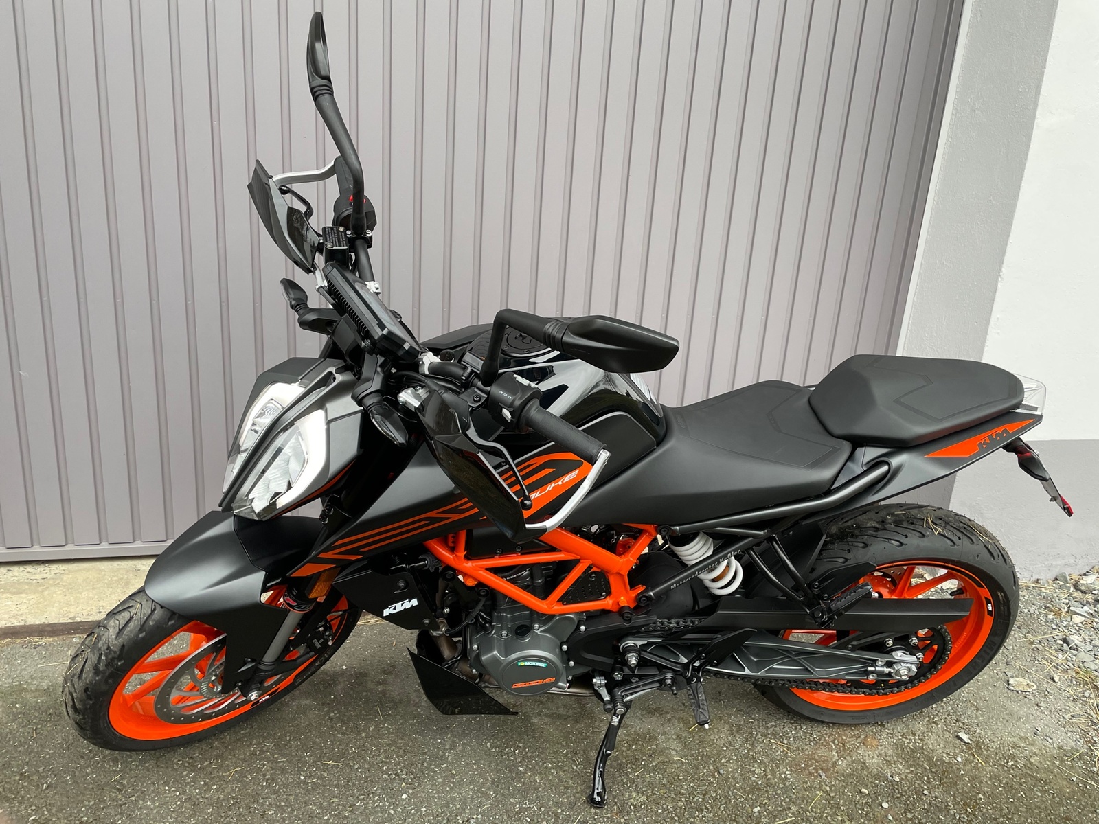 KTM Duke 125